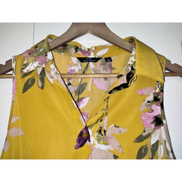 Women's Mlle Gabrielle Golden Floral High-Low Buttondown Sleeveless Dress (Med) - Picture 2 of 6